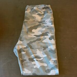 Danskin Leggings - Green Camo - Medium